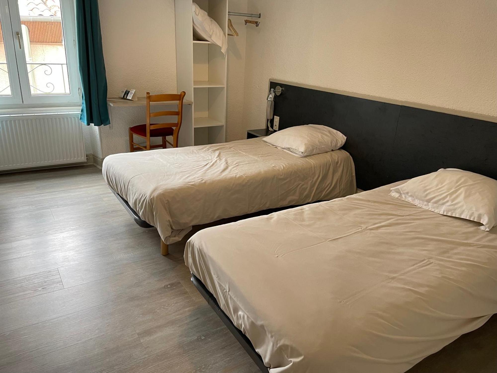 Saint-Paulien Logis Hotel Restaurant Des Voyageurs מראה חיצוני תמונה