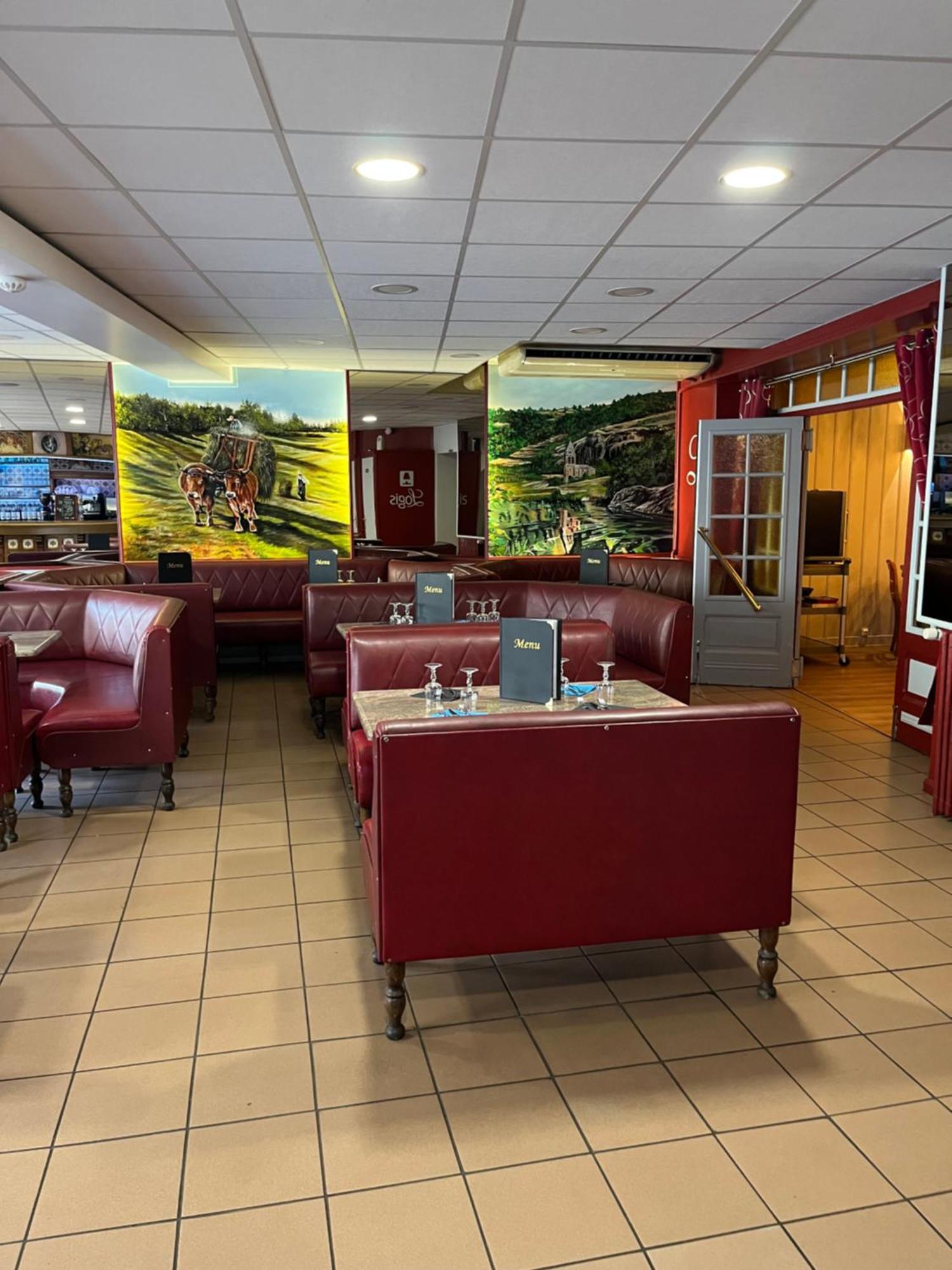 Saint-Paulien Logis Hotel Restaurant Des Voyageurs מראה חיצוני תמונה